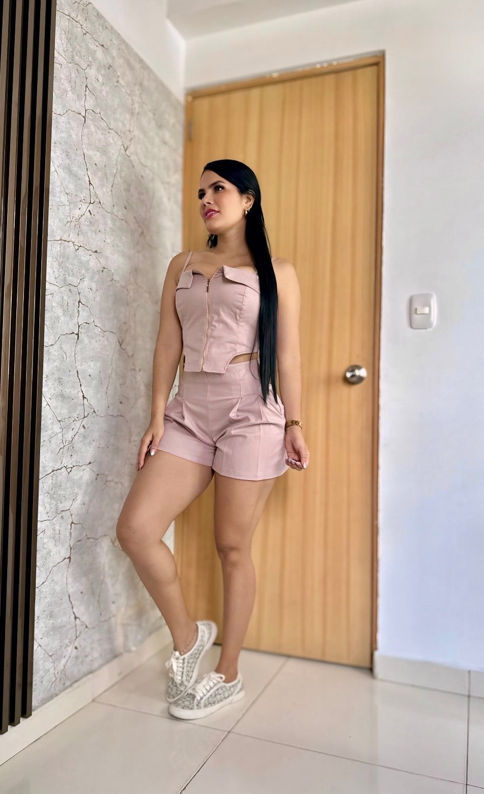 SET VALENTINA